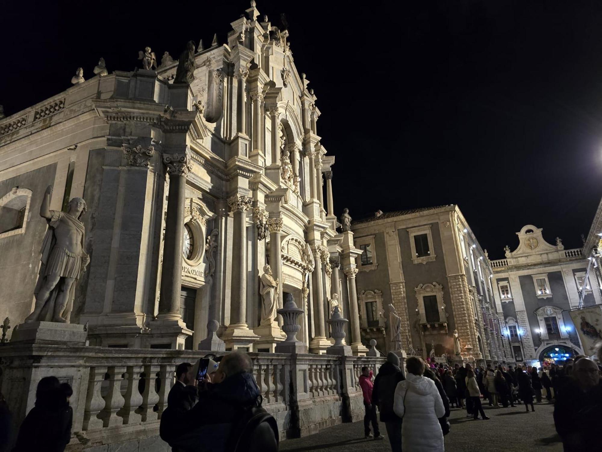 La Dimora Dell'Imperatore Catánia Buitenkant foto
